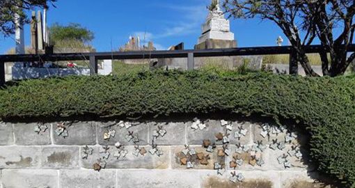 Ivy Leaf Memorial Wall